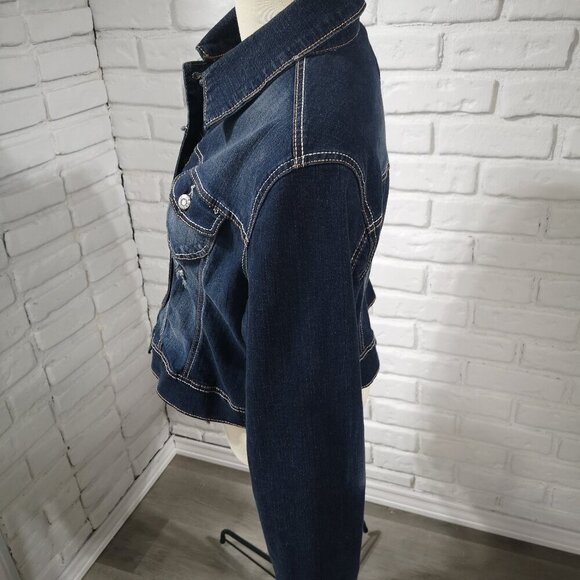 Amethyst Ladies Size 1X Distressed Dark Wash Jean Jacket - Picture 4 of 12